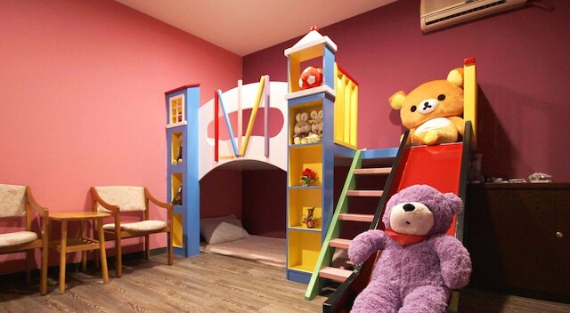 サン ムーン フラワー ホームステイ