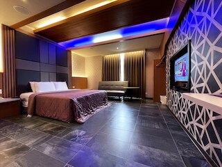 キング & プリンセス モーテル レンデ