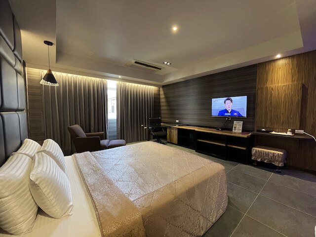 キング & プリンセス モーテル レンデ