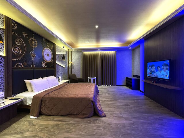 キング & プリンセス モーテル レンデ