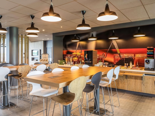 イビス ゴネス ル ブルジェ