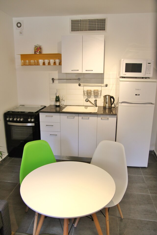 2R フル オブ チャーム アンド スタイル アット ハート オブ フロレンティーン