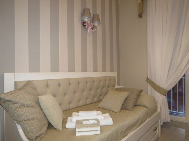 レ ニンフェ ラグジュアリー ルームズ