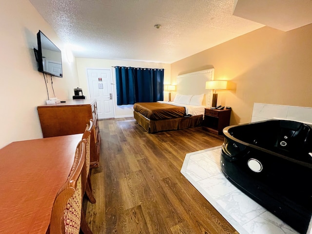 フォールズ ロッジ アンド スイーツ