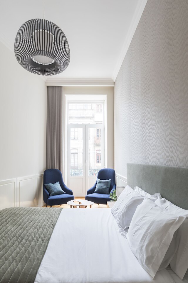 LIT アパートメンツ 2 ベッドルーム アット シティ センター