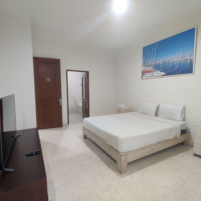 マイ ホーム、フラット 06