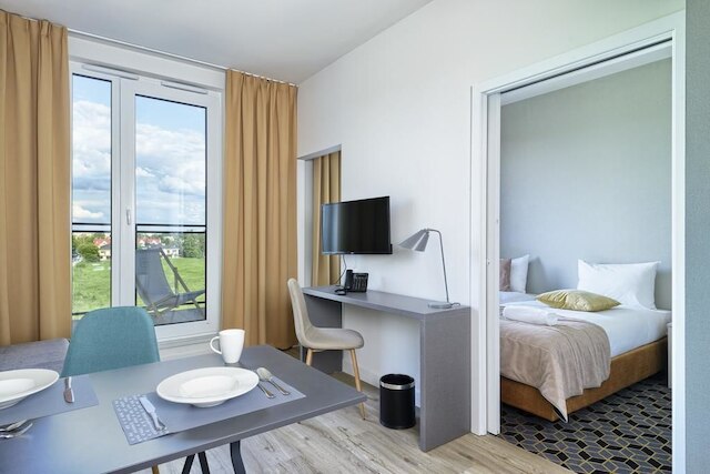 アルシュ ホテル ポロネザ