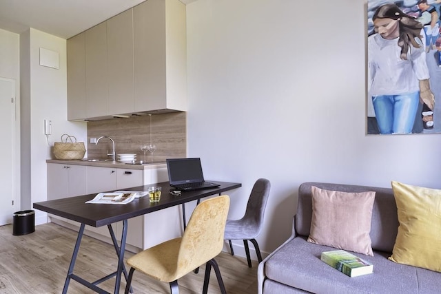 アルシュ ホテル ポロネザ