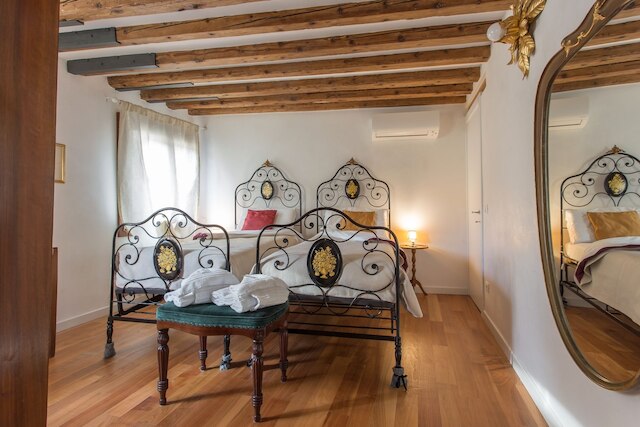 ヴェネツィア - カッレ フルラニ 3277