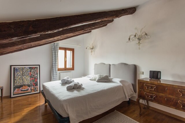 ヴェネツィア - カッレ サヴィオ 1374