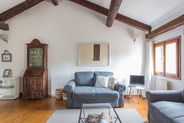 ヴェネツィア - カッレ サヴィオ 1374