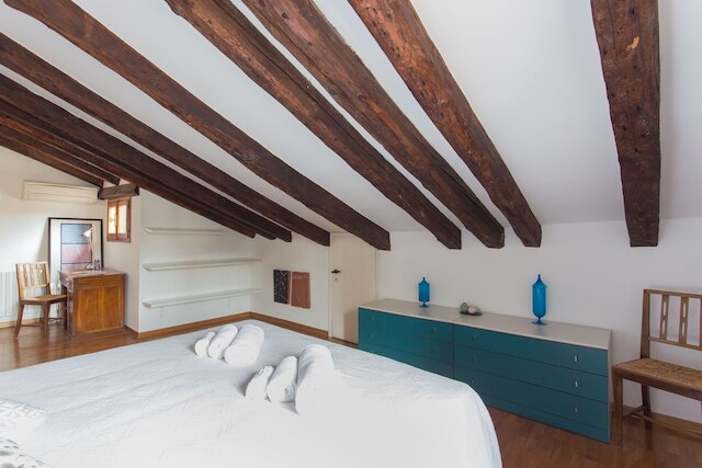 ヴェネツィア - カッレ サヴィオ 1374