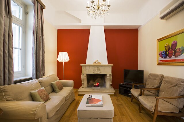 アクロポリス ネオクラシカル マンション