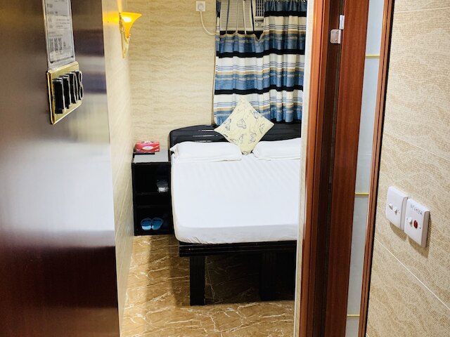 スリープ イン (司麗普因酒店)