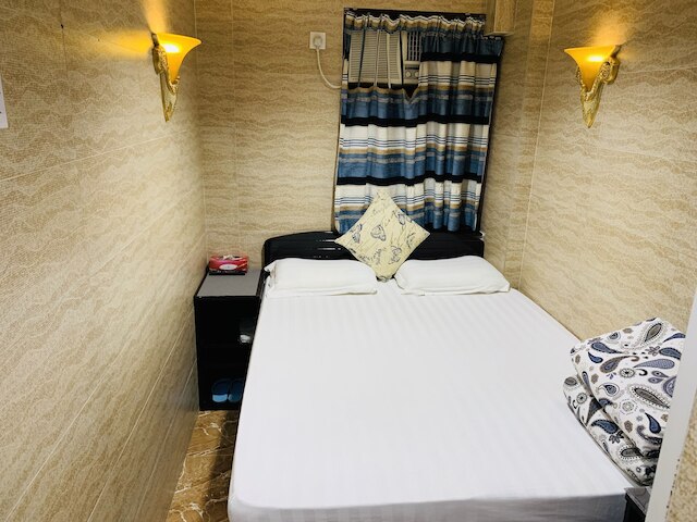 スリープ イン (司麗普因酒店)