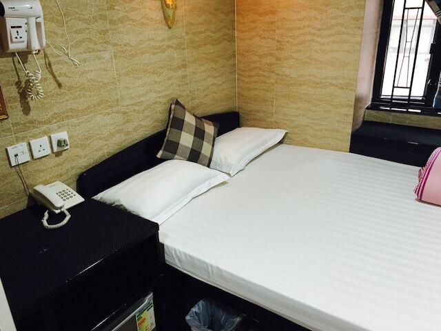 スリープ イン (司麗普因酒店)