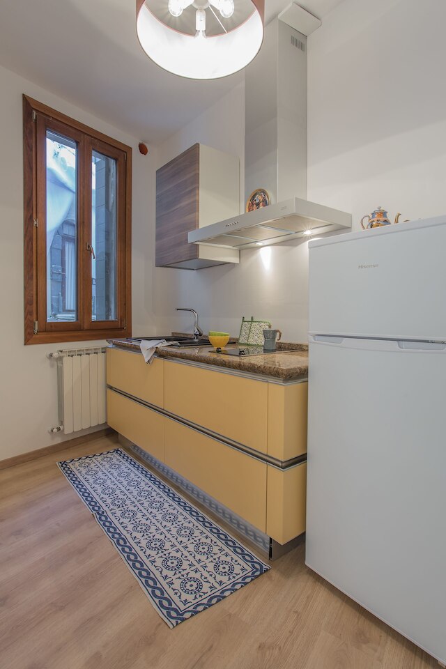 ヴェネツィア - カッレ カンパニーレ 3076