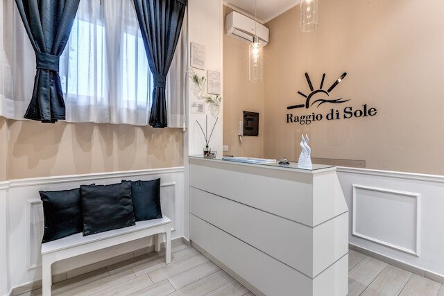 ラッジョ ディ ソーレ - ATAROOMS コレクション