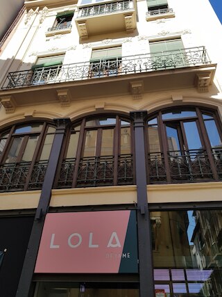 ホステル ロラメント