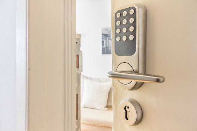 ゲスト イン アルファマ アパートメンツ