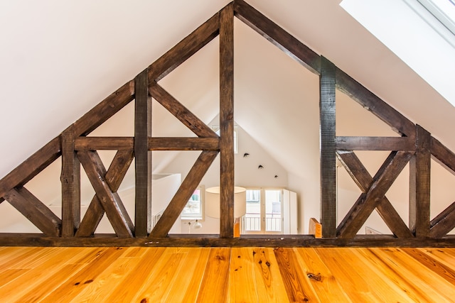 ゲスト イン アルファマ アパートメンツ