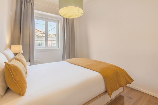 リスボン シティ ステイ ラルゴ ド カルモ