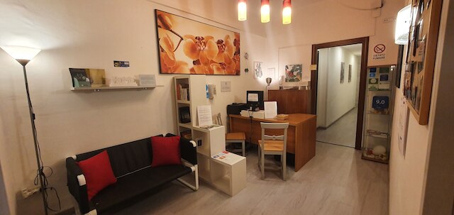 ア ウン パッソ ダル チェントロ