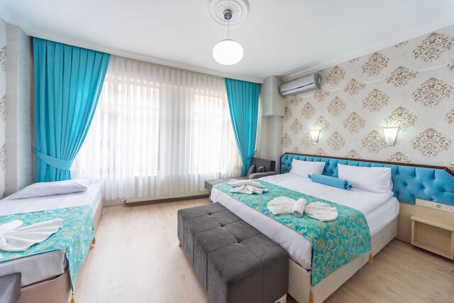 アルジェス ホテル & アパート