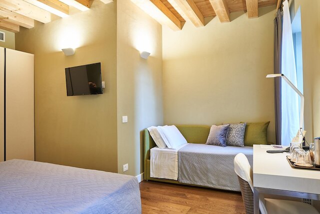 ロカンダ デレ メルカンツィエ