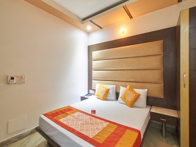 OYO 362 ホテル J P イン