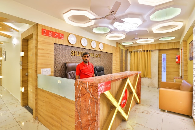 OYO 19501 ホテル シルバー パレス