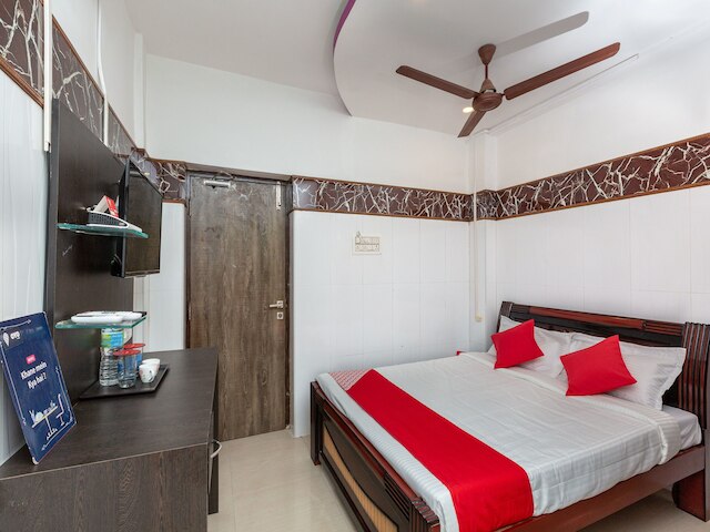 OYO 19396 クリスタル レジデンシー