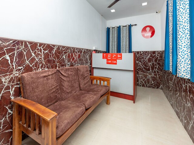 OYO 19396 クリスタル レジデンシー