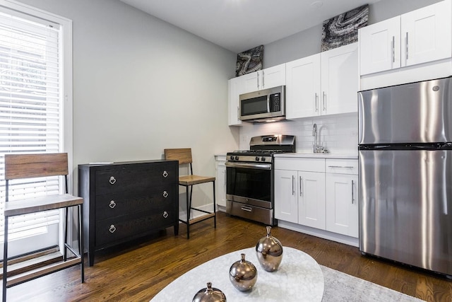 コンフィ エグゼクティブ スタジオ