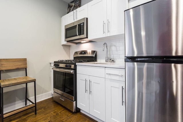 コンフィ エグゼクティブ スタジオ