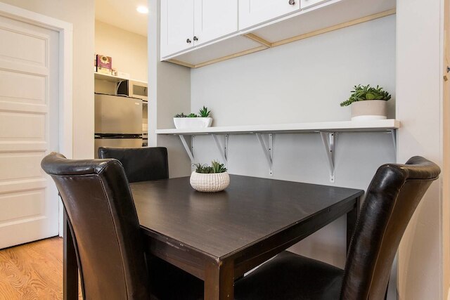 コージー デポール 2 ベッドルーム ニア トレイン、ユニバーシティ & カブス