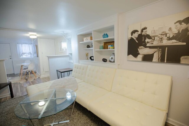 コージー 1 ベッドルーム イン ハート オブ ローガン スクエア & ニア トレイン