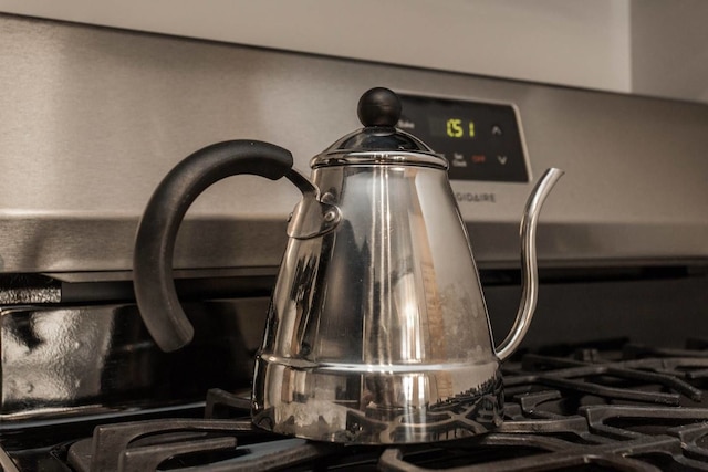 ブラック ウォルナット - モダン 1 ベッドルーム イン ダウンタウン