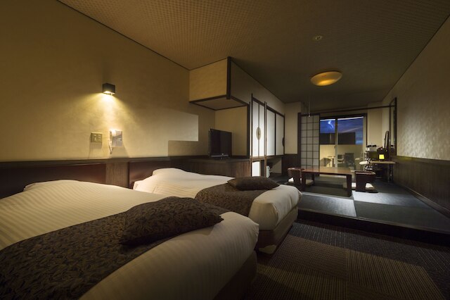 愛犬と泊まれる海と夕陽の楽園　頬杖の刻