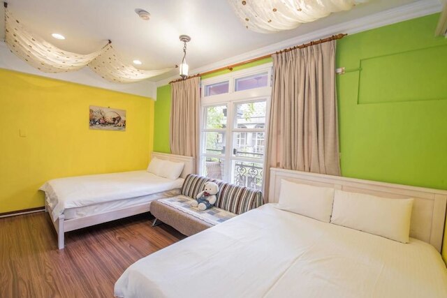 ドット ミンスー (逗點休閒民宿)