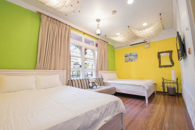 ドット ミンスー (逗點休閒民宿)