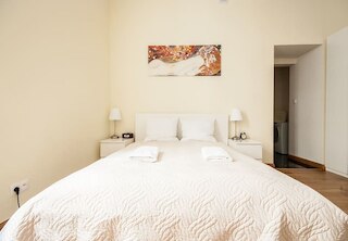 エレガント アパートメント フォクサル