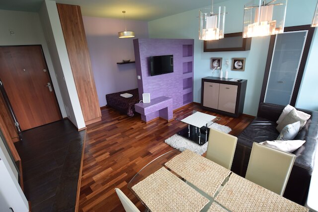 エレガント アパートメント アルカディア