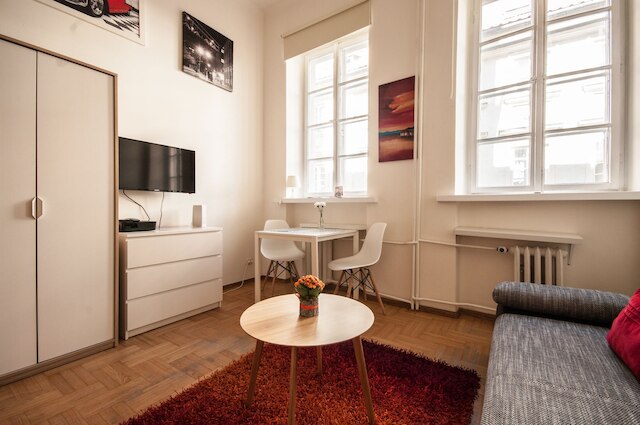 エレガント アパートメント ロイヤル カッスル