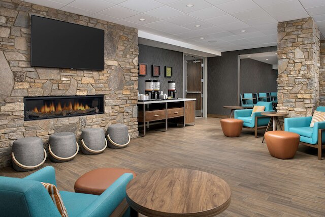 ハンプトン イン & スイーツ ラピッド シティ ラシュモア