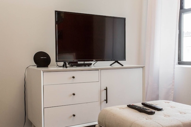 シカモア サンセット - モダン 1ベッドルー イン ダウンタウン