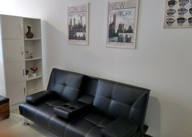 アラス センチュリー タワー