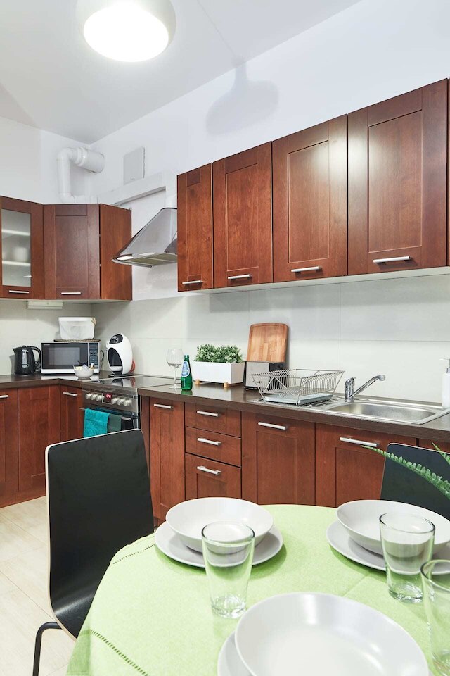 ゾリボルツ グリーン ガーデン アパートメント