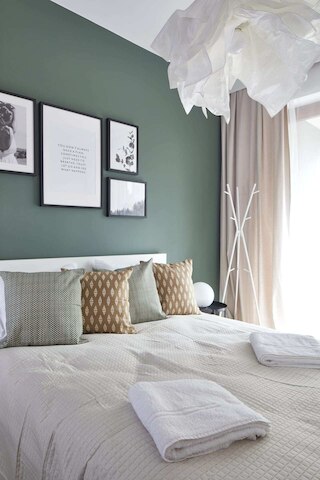 ゾリボルツ グリーン ガーデン アパートメント