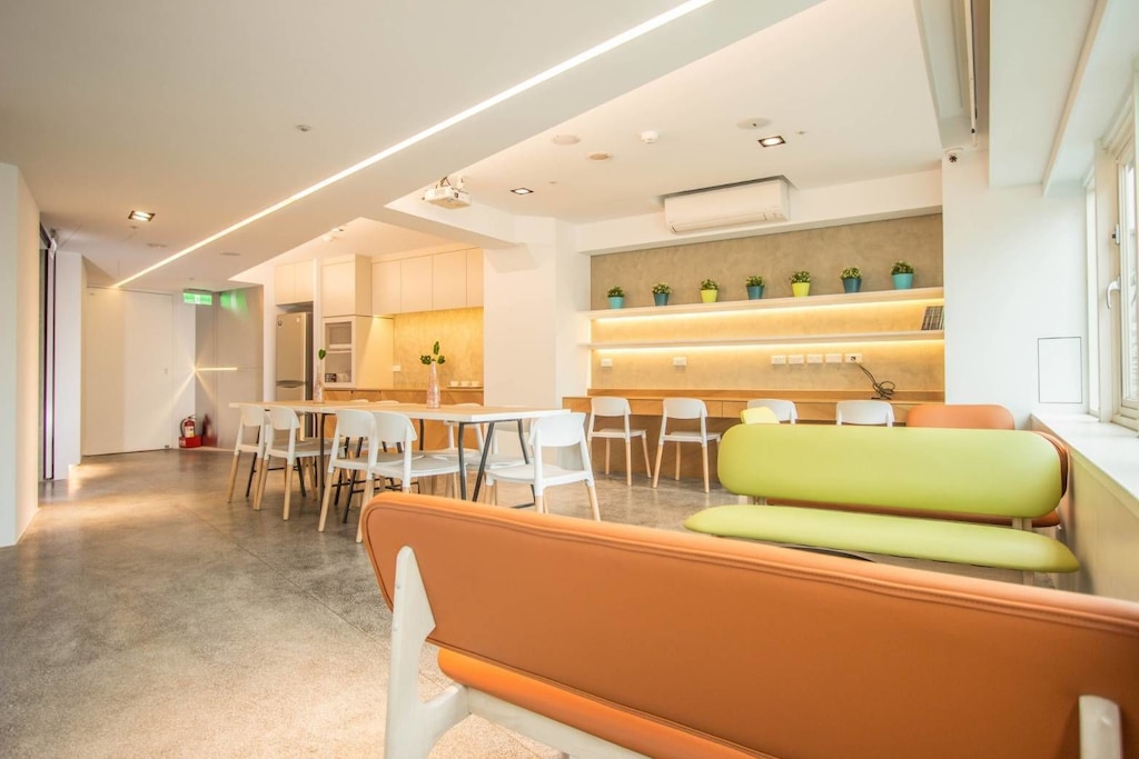 4.ライト イン - ホステル (輕旅背包客棧 LIGHT INN)